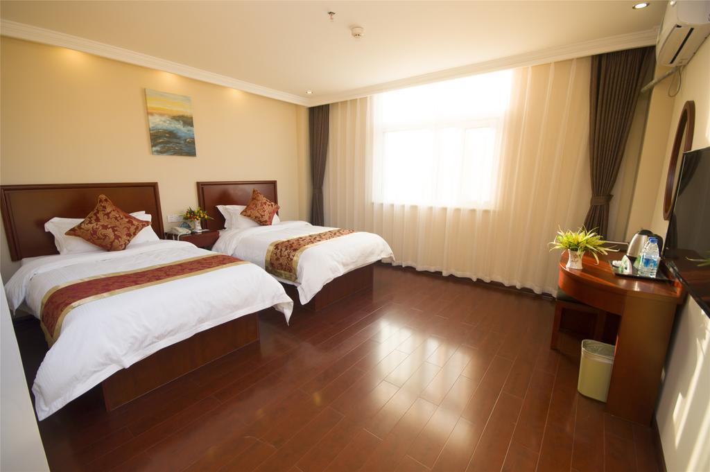 Greentree Inn Zhejiang Jiaxing West Zhongshan Road Vintage Car Building Express Hotel Exterior foto