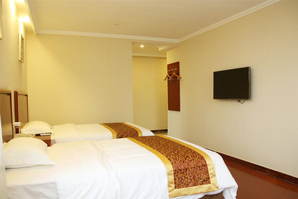 Greentree Inn Zhejiang Jiaxing West Zhongshan Road Vintage Car Building Express Hotel Exterior foto
